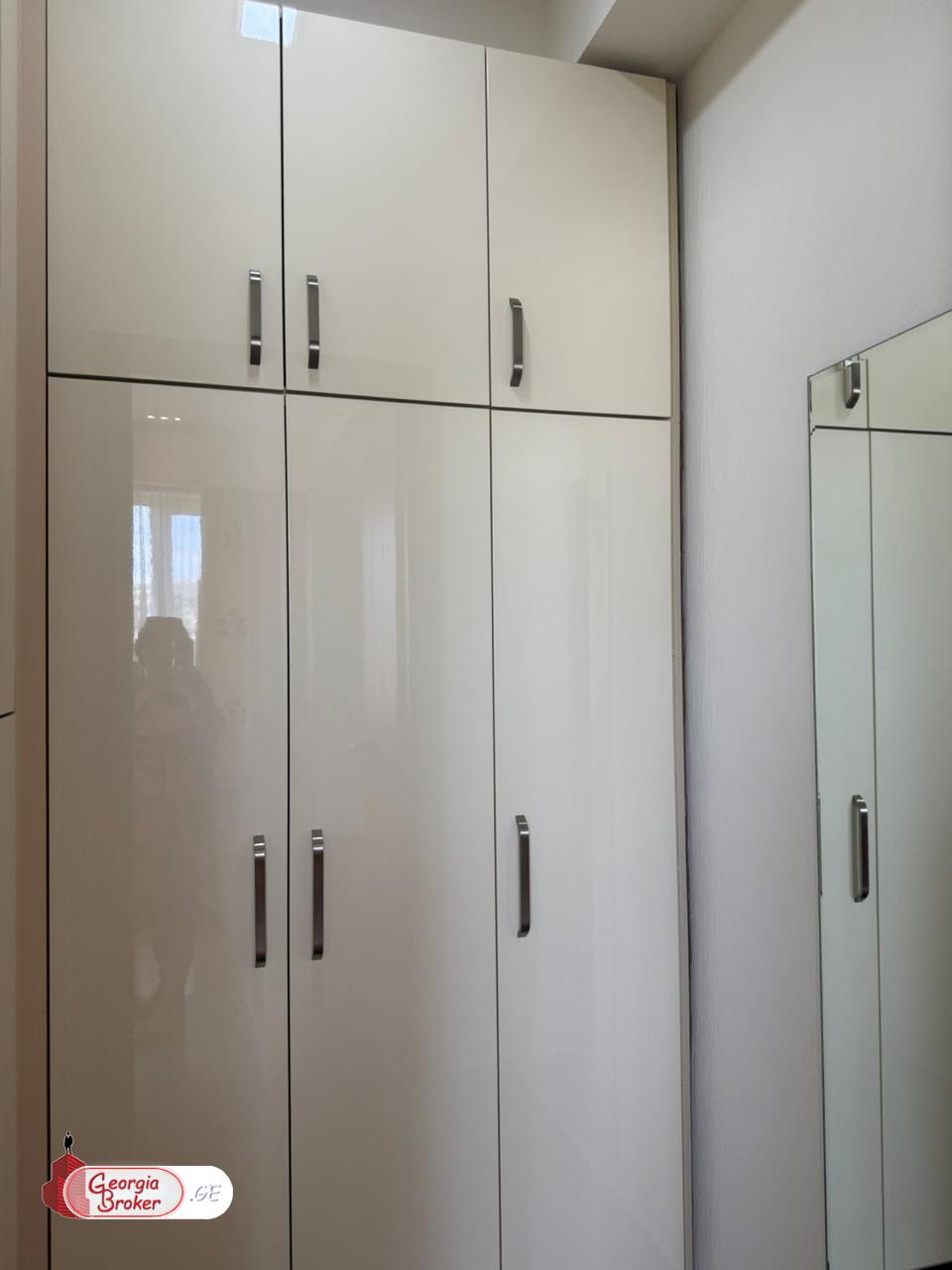 ქირავდება ახალი გარემონტებული 6 ოთახიანი  დუპლექსი  ავლაბარში